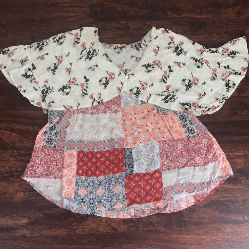 Patchwork print ruffle sleeve tee